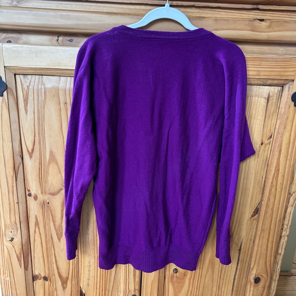 GoLite Sweater 100% Merino Wool Purple V Neck Soft Women's Medium - Picture 4 of 6